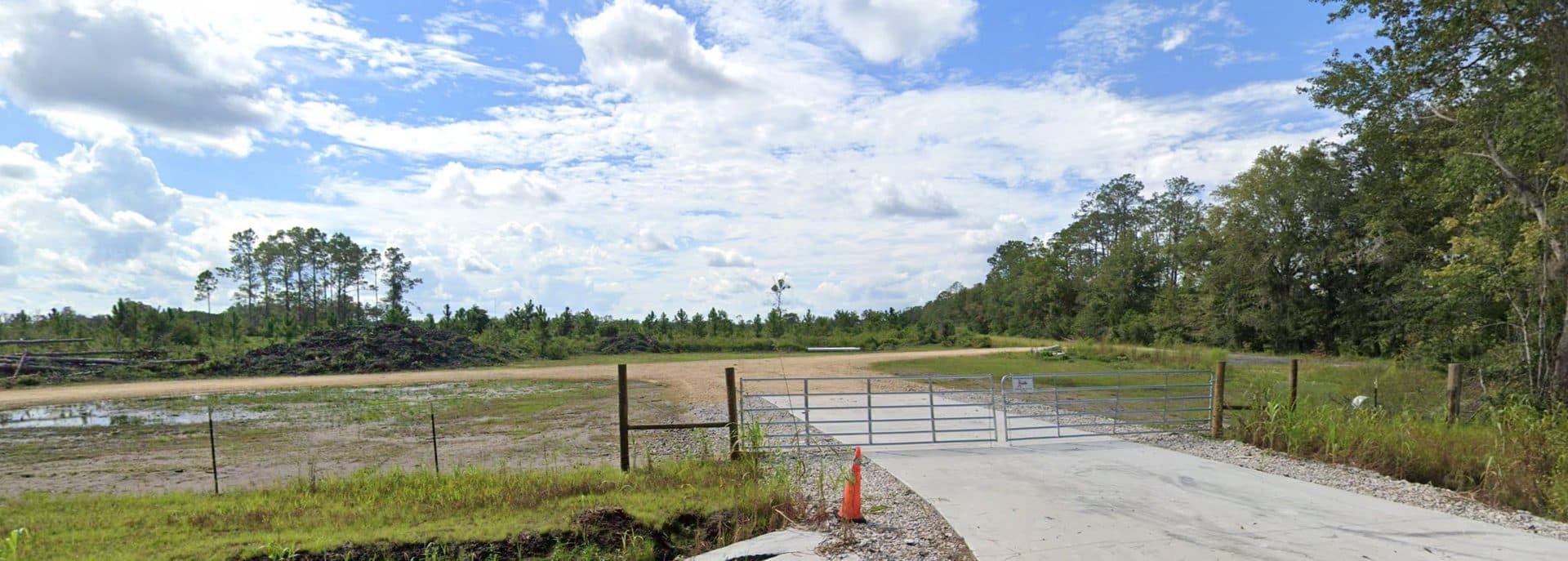 Fill dirt and sand at the V3W Enterprises pit in Palatka, FL